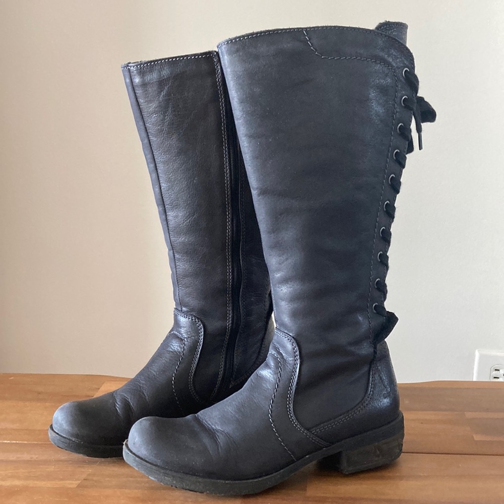 Bos. & Co. Black knee high lace up boots size 7